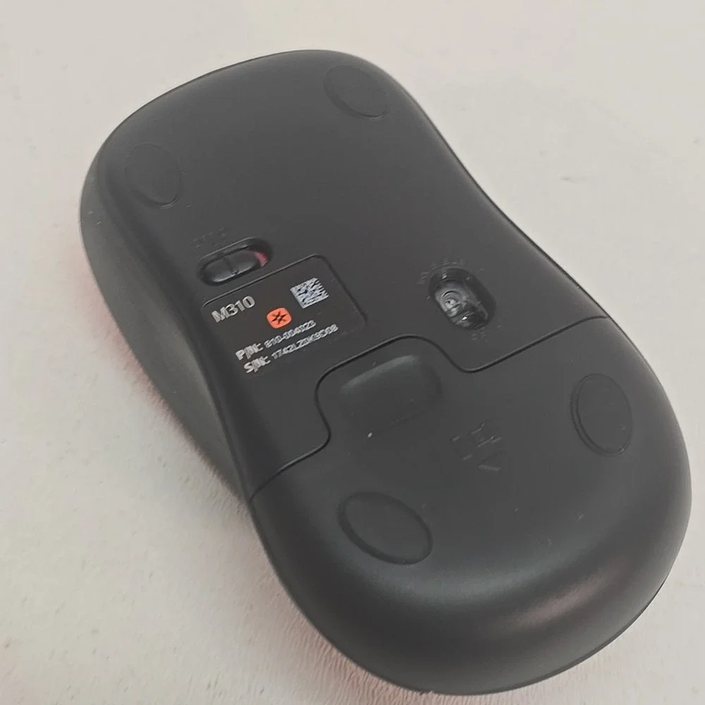 Logitech M310 Red Full Size Wireless‎ Mouse M310 Flame Red 810-004023